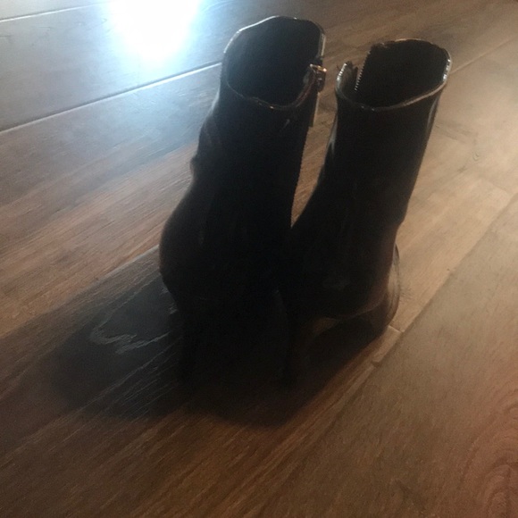 Boots - Picture 3 of 3